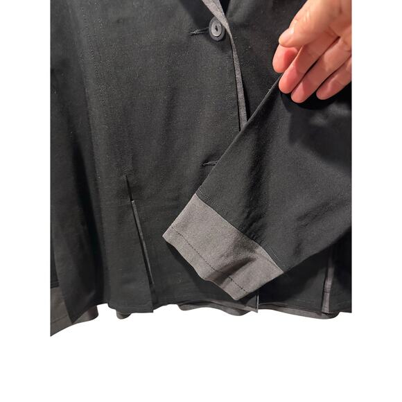 Susans Black Women’s Size Small black w/ gray collar & Sleeves Blazer Jacket - Picture 4 of 10